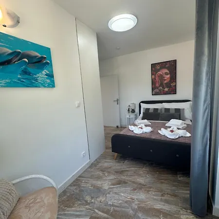 Ellara Penthouse * Zrnovo