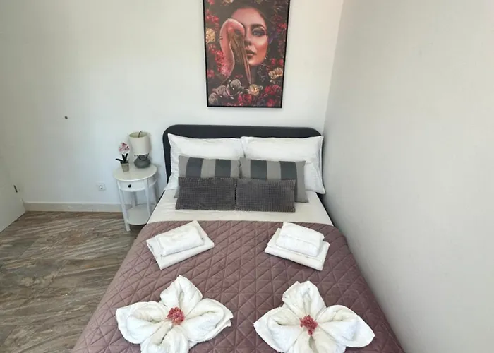 Ellara Penthouse Διαμέρισμα *