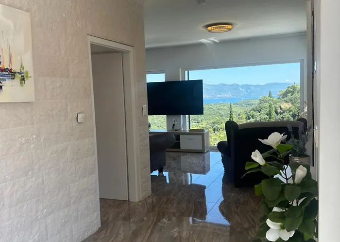 Διαμέρισμα Ellara Penthouse