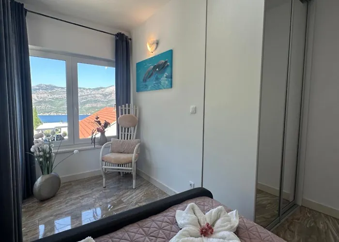 Appartement Ellara Penthouse Zrnovo